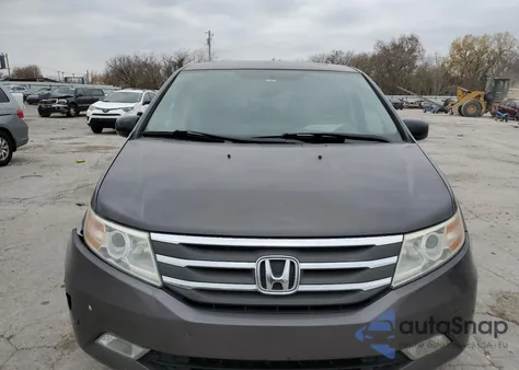 2013 Honda Odyssey Touring из США, поврежденный, VIN 5FNRL5H93DB067004